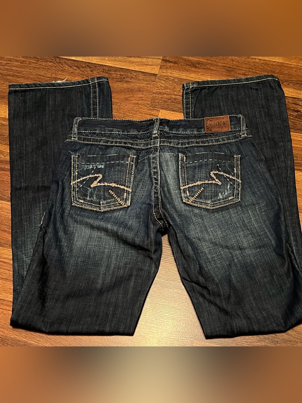 Women’s Dark Blue Distressed BKE Stella Jeans.  28x35 1/2